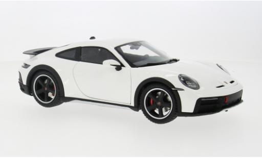 Diecast model cars Porsche 911 Dakar white 2022 1/18 Minichamps