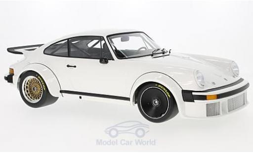 Diecast model cars Porsche 934 1976 white 1/12 Minichamps