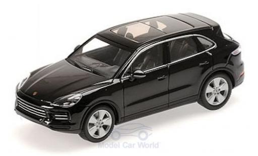 Diecast model cars Porsche Cayenne Base metallic black 2017 1/43 Minichamps