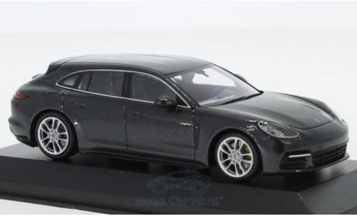 Diecast model cars Porsche Panamera e-hybrid Sport Turismo 4E-Hybrid metallic grey 2017 1/43 Minichamps