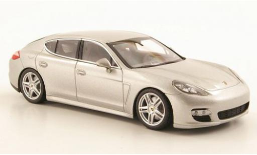 Diecast model cars Porsche Panamera Turbo grey 2010 1/43 Minichamps