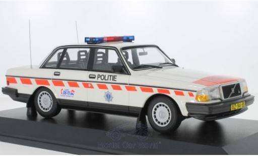 Diecast model cars Volvo 240 GL Politie (NL) 1986 1/18 Minichamps