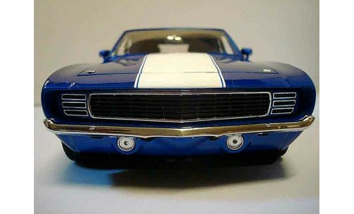 Chevrolet Camaro Z28 1/18 GMP street version diecast model cars