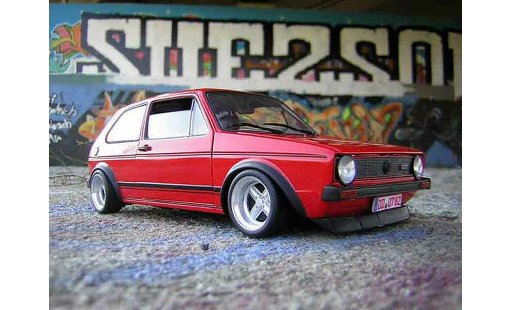 Volkswagen Golf GTI 1/18 Solido rouge jantes 13 pouces diecast model cars