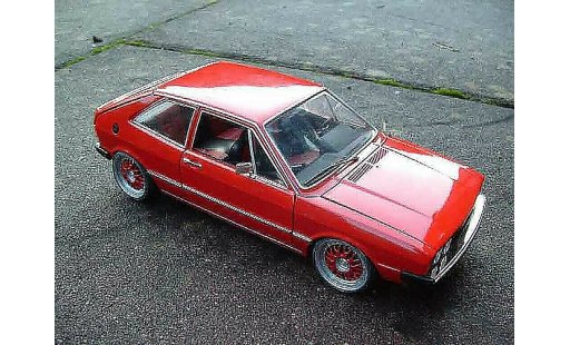 Volkswagen Scirocco GTI 1/18 Revell red diecast model cars