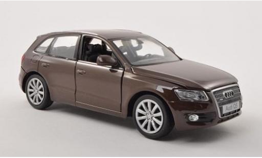 Diecast model cars Audi Q5 suv metallic brown 1/24 Motormax