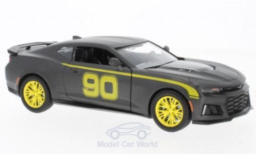 Diecast model cars Chevrolet Camaro ZL1 matt-grey 2017 1/24 Motormax