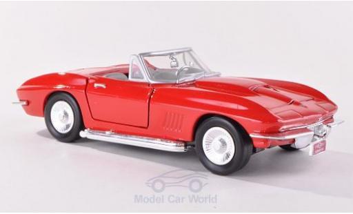 Diecast model cars Chevrolet Corvette Stingray Convertible (C2) red 1967 1/24 Motormax