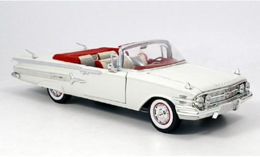 Diecast model cars Chevrolet Impala SS white 1960 1/18 Motormax