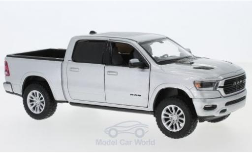 Diecast model cars Dodge RAM pickup 1500 Crew Cab Laramie grey 2019 1/24 Motormax