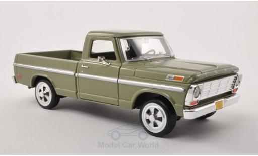 Diecast model cars Ford F-100 Pickup 00 Pick Up metallic green 1969 without Vitrine 1/24 Motormax