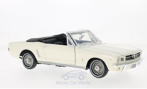 Diecast model cars Ford Mustang Convertible white 1964 1/18 Motormax