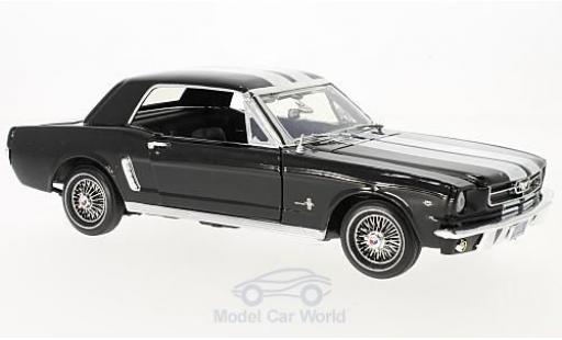 Diecast model cars Ford Mustang Hardtop black/white 1964 1/18 Motormax