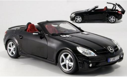Diecast model cars Mercedes SLK AMG 55 (R171) black avec fonctionement hoodmechanismus 1/18 Motormax