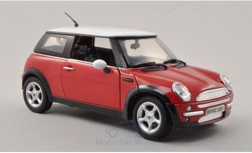 Diecast model cars Mini Cooper S red/white 2001 1/18 Motormax