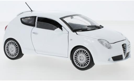 Diecast model cars Alfa Romeo Mito berline white 1/24 Motormax