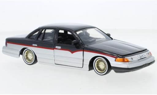 Diecast model cars Ford Crown Victoria metallise grey/grey 1993 1/24 Motormax
