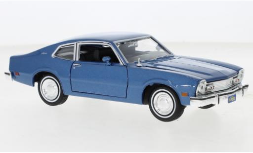 Diecast model cars Ford Maverick Berline metallise blue 1974 1/24 Motormax