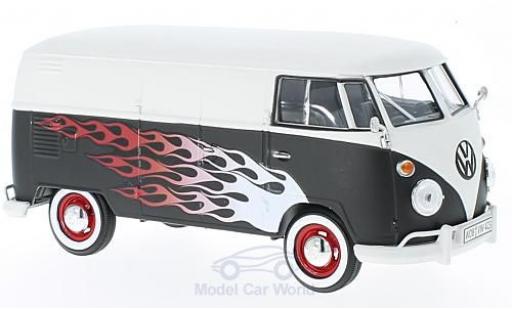 Diecast model cars Volkswagen T1 A matt-white/matt-black Custom Garage 1/24 Motormax
