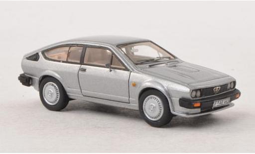 Diecast model cars Alfa Romeo Alfetta gtv V 6 grey 1983 1/87 Neo