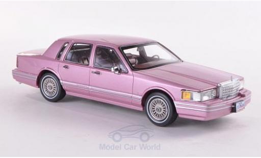 Diecast model cars Lincoln Town Car Base metallic pink 1990 1/43 Neo