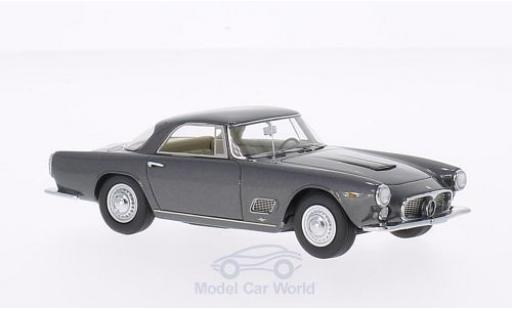 Diecast model cars Maserati 3500 GT Touring Coupe metallic grey 1957 1/43 Neo