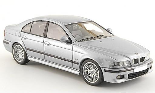 Diecast model cars Bmw M5 berline (E39) d 2002 1/43 Neo