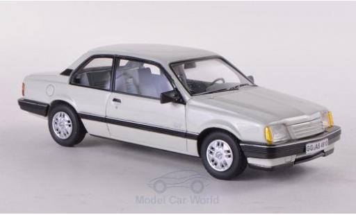 Diecast model cars Opel Ascona C C GT white 1986 2-T&Atilde;&frac14;rer 1/43 Neo