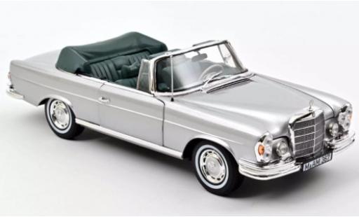 Diecast model cars Mercedes 280 Cabriolet SE Convertible grey 1969 SoftTop liegt bei 1/18 Norev