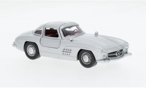 Diecast model cars Mercedes 300 Base SL (W198) silver 1954 1/43 Norev