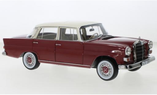 Diecast model cars Mercedes CLA Base 200 (W110) red fonc&Atilde;&copy;/beige clair 1966 1/18 Norev