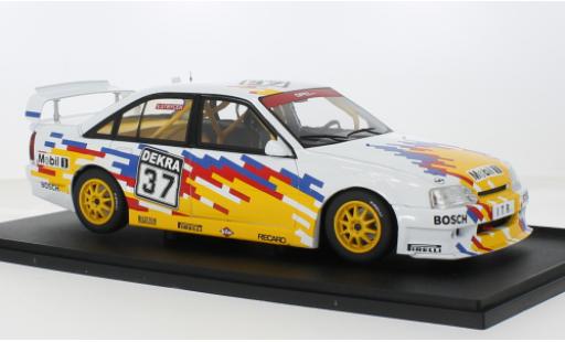 Diecast model cars Opel Omega Evolution 500 Evo white 1/18 Solido