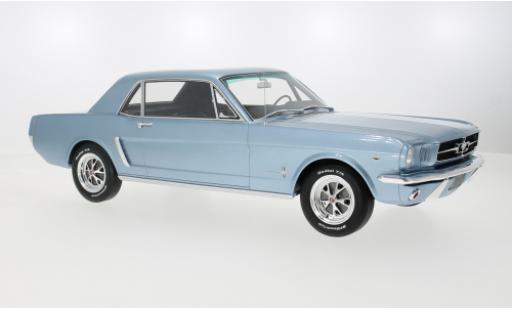 Diecast model cars Ford Mustang Hardtop V8 blue 1965 1/12 Ottomobile
