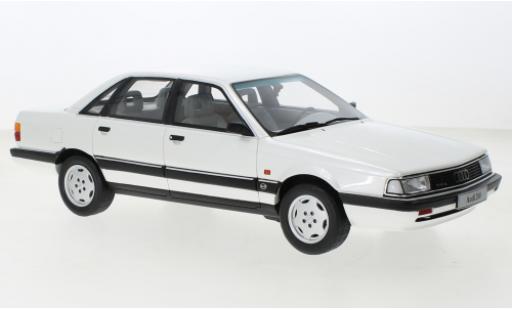 Diecast model cars Audi 200 quattro 20v metallise white 1989 1/18 Ottomobile