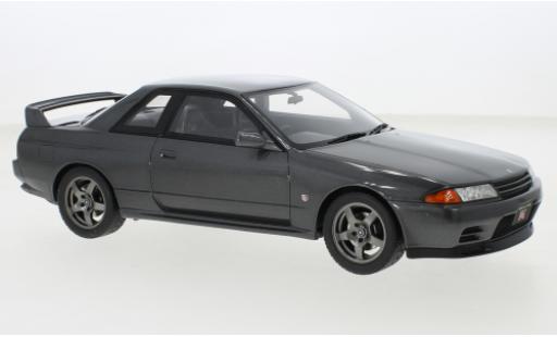 Diecast model cars Nissan Skyline R32 GT-R () metallise grey 1993 1/18 Ottomobile