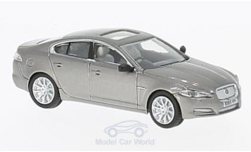 Diecast model cars Jaguar XF Base metallic grey 1/76 Oxford