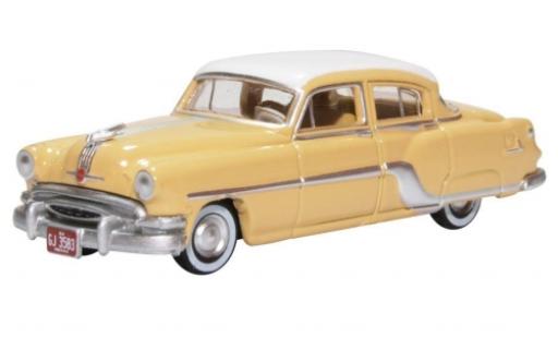 Diecast model cars Pontiac Chieftain Sedan 4-Door beige/white 1954 1/87 Oxford
