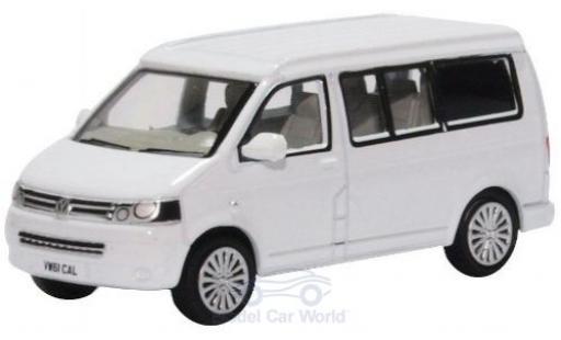 Diecast model cars Volkswagen T5 Base California Camper white 1/76 Oxford
