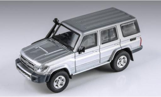 Diecast model cars Toyota Land Cruiser 70 76 grey 1/64 Para64