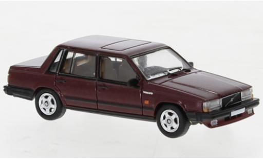 Diecast model cars Volvo 740 Base metallise red 1984 1/87 PCX87