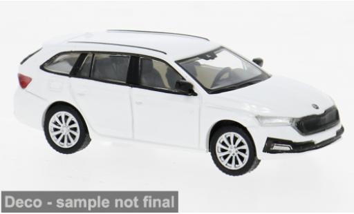 Diecast model cars Skoda Octavia Combi IV white 2019 1/87 PCX87