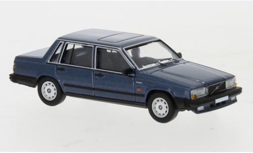 Diecast model cars Volvo 740 Base metallic blue 1984 1/87 PCX87