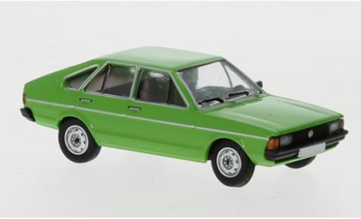 Diecast model cars Volkswagen Passat B1 green 1977 1/87 PCX87