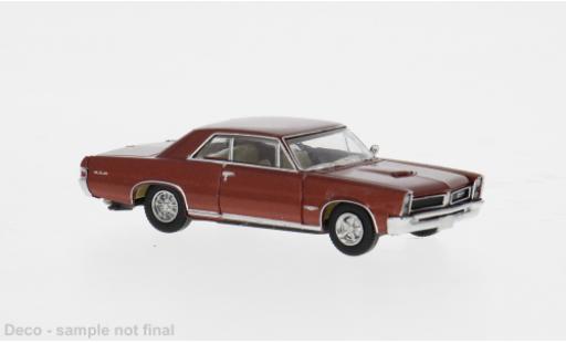 Diecast model cars Pontiac GTO Coupe red 1965 1/87 Brekina