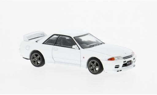 Diecast model cars Nissan Skyline R32 GT-R () white 1/64 Pop Race