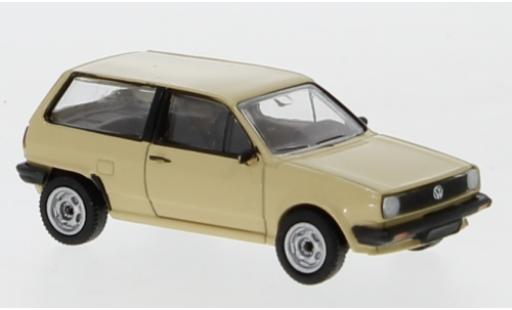 Diecast model cars Volkswagen Polo Base II beige 1985 1/87 Premium ClassiXXs