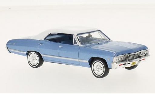Diecast model cars Chevrolet Impala Sedan Sport metallic blue/white 1967 1/43 Premium X