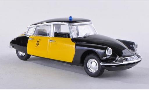 Diecast model cars Citroen DS 19 Taxi Barcellona 1969 Taxi Barcelona 1/43 Rio