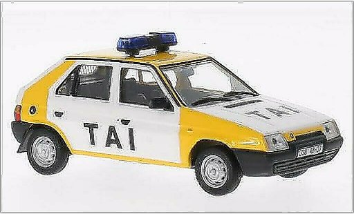 Skoda Favorit Livree Officielle 1/43 Abrex Tai Praha (bluelicht-Balken) white/yellow 1987 diecast model cars