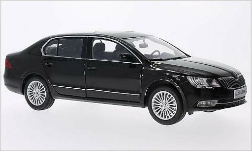 Skoda Superb Base 1/18 Paudi metallic brown 2013 diecast model cars